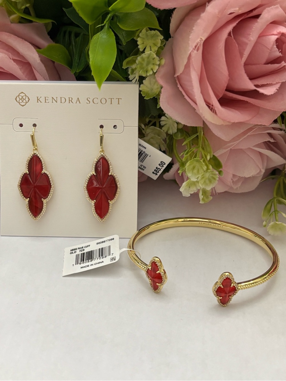 NWT Kendra Scott set of Abbie  earrings + 
bracelet gold cranberry